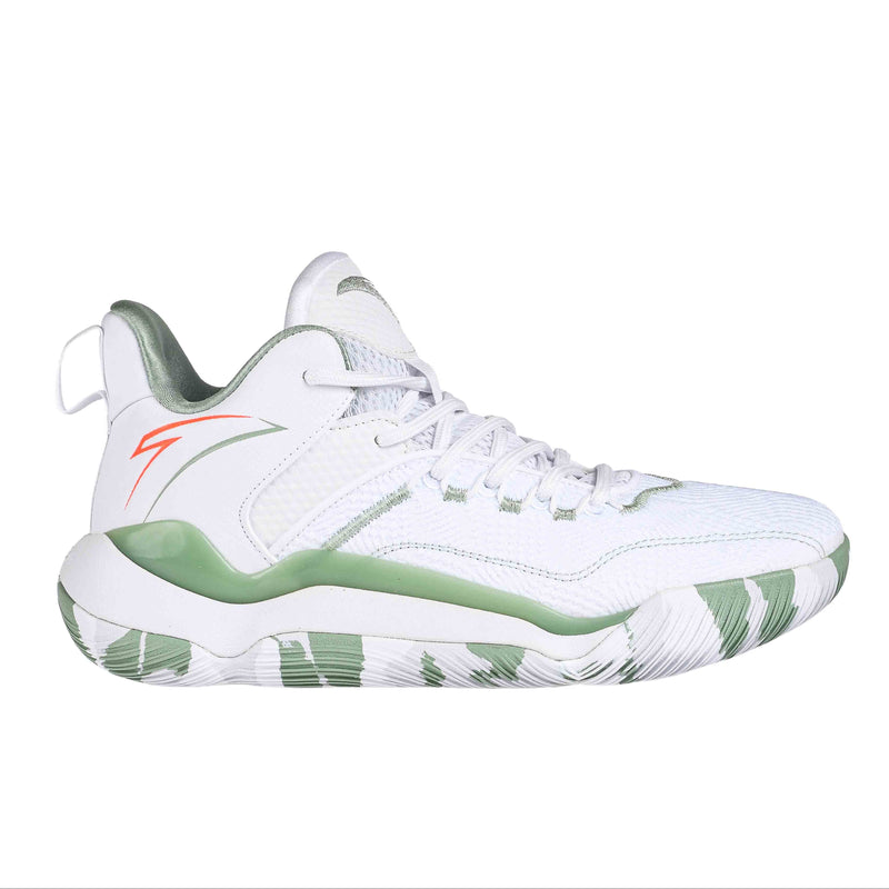 BASKETBALL SHOES