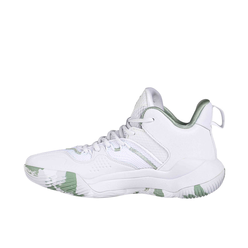 BASKETBALL SHOES
