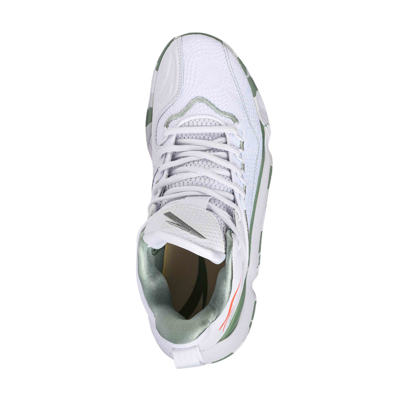 BASKETBALL SHOES