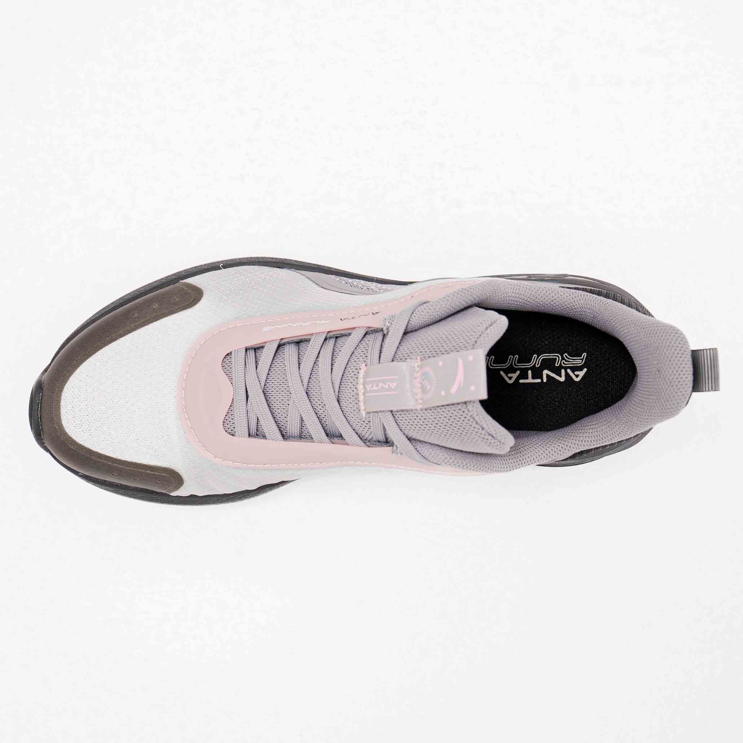 RUNNING SHOES