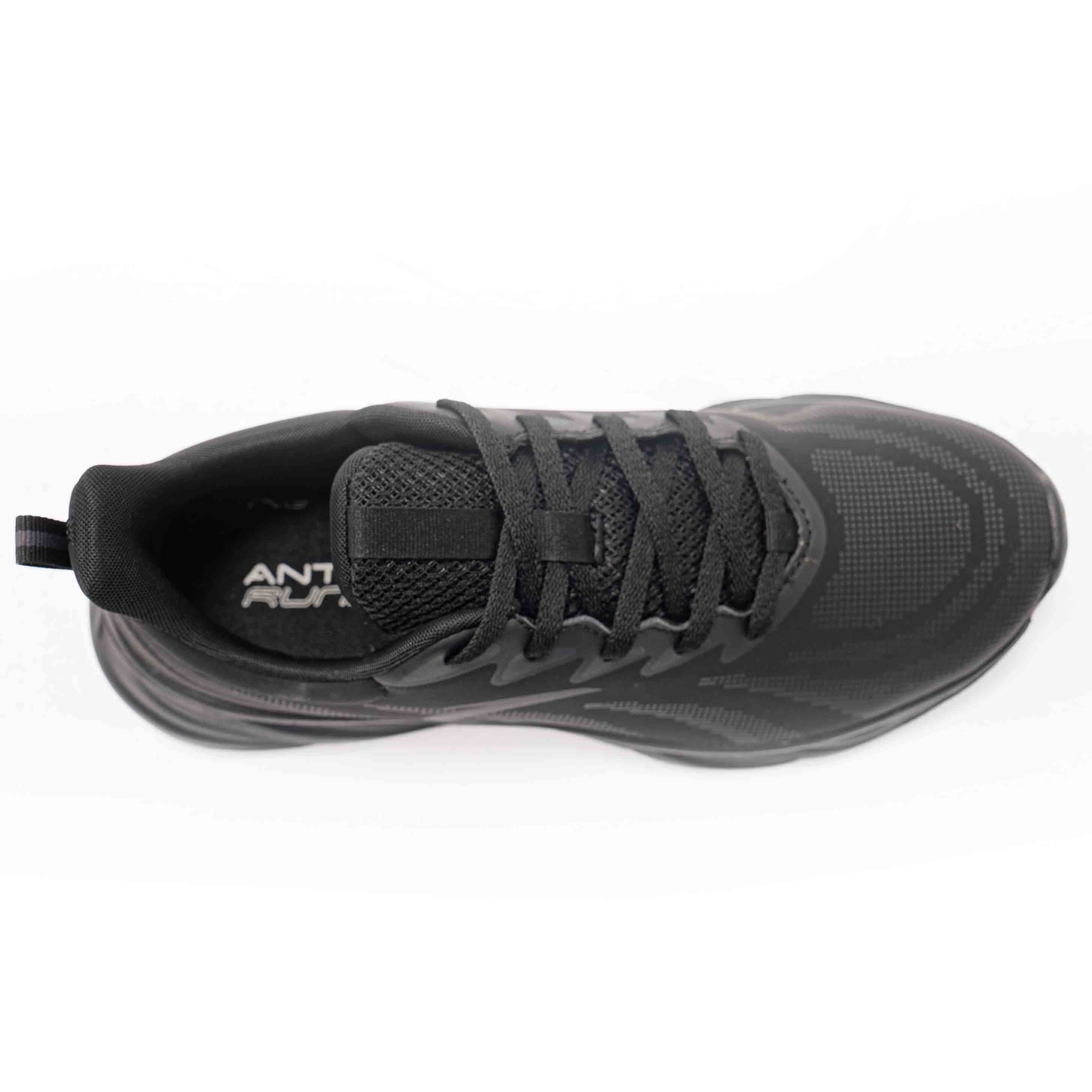 RUNNING SHOES