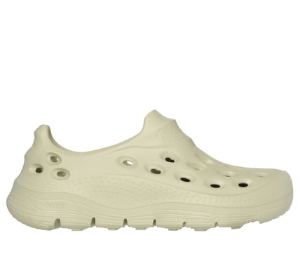 WOMEN FOAMIES: ARCH FIT GO FOAM 1