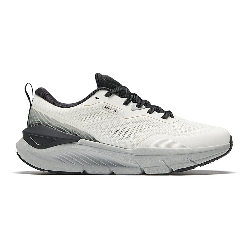 CROSS-TRAINING SHOES