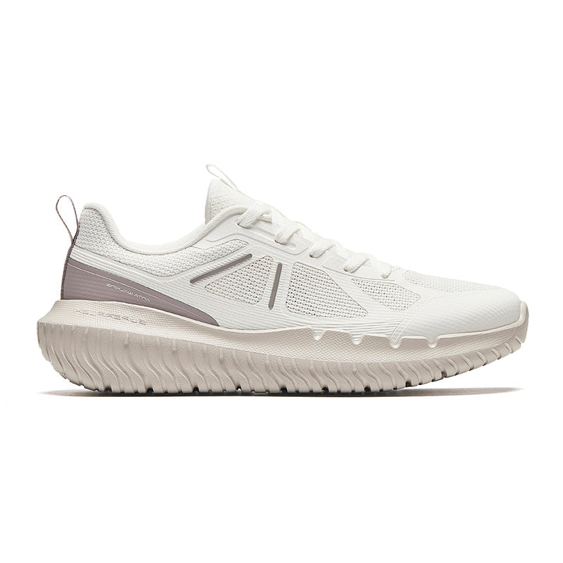 CROSS-TRAINING SHOES