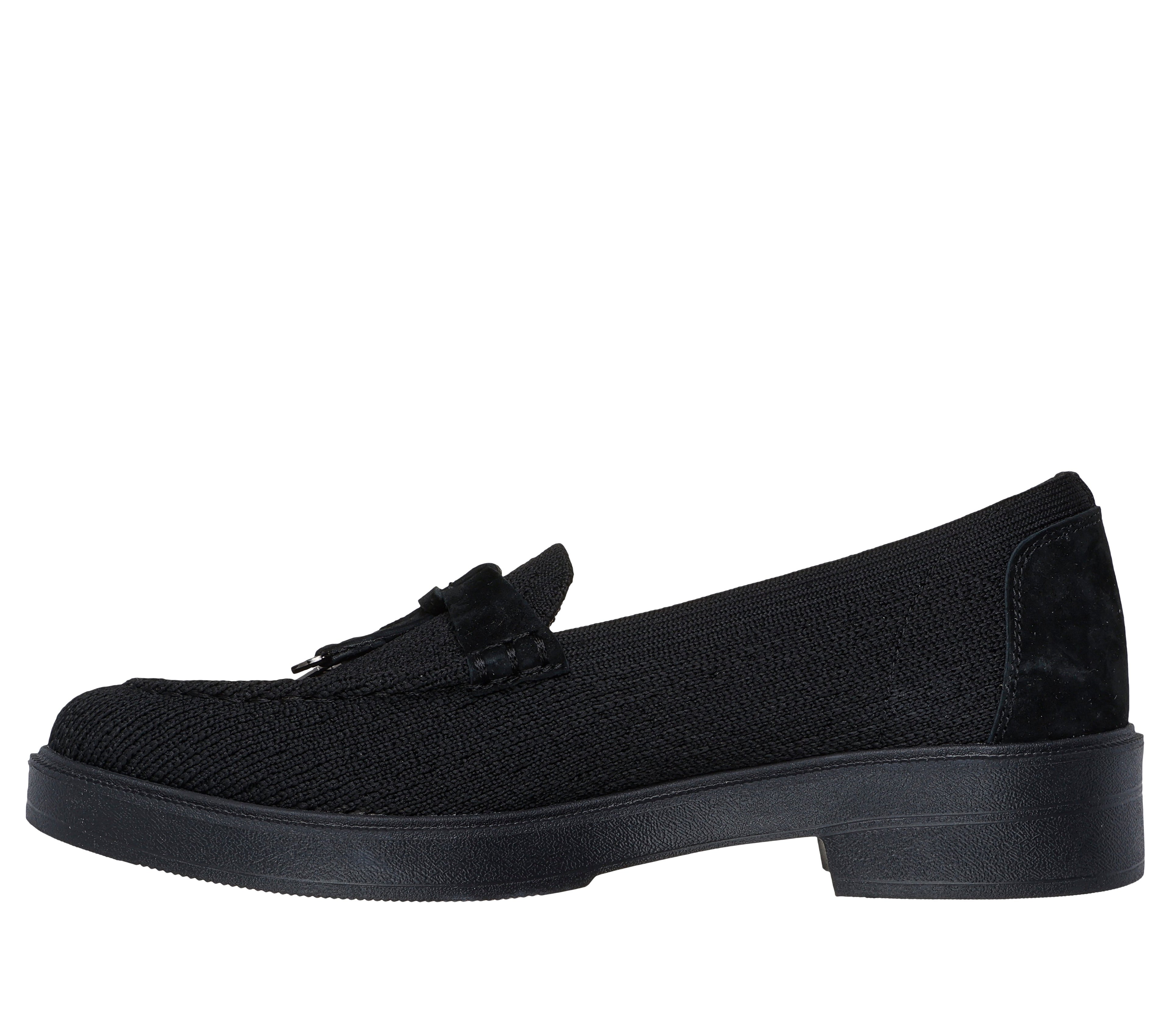 CLEO TAYLOR - ALLURING ADVENTURE