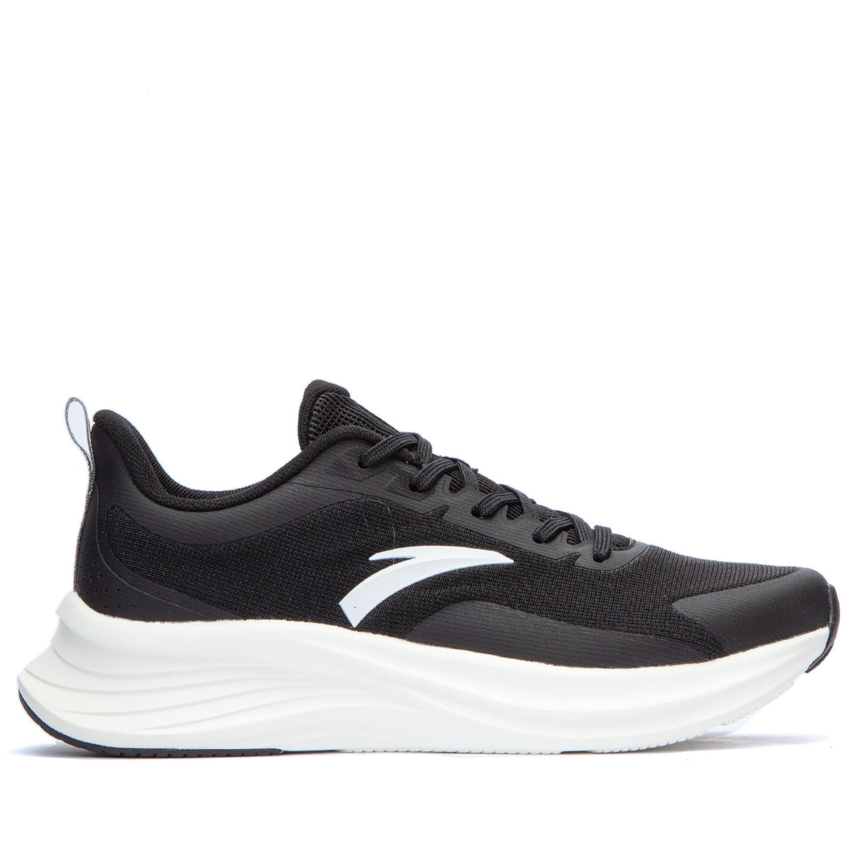 RUNNING SHOES