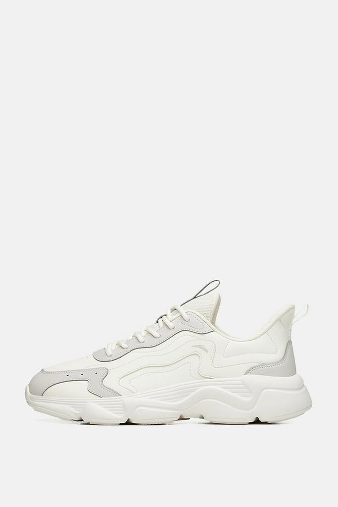 CASUAL SHOES