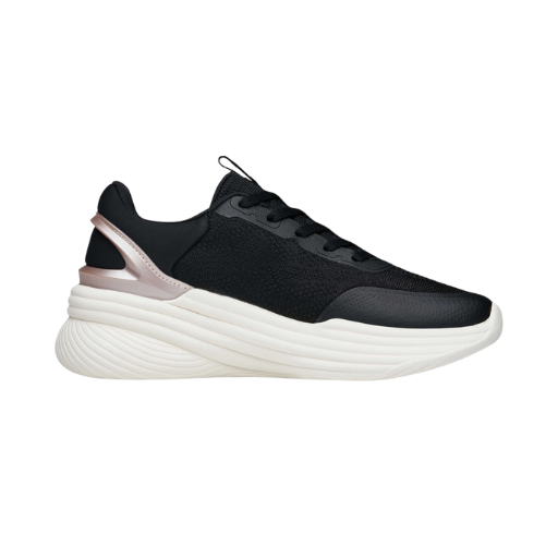 CROSS-TRAINING SHOES