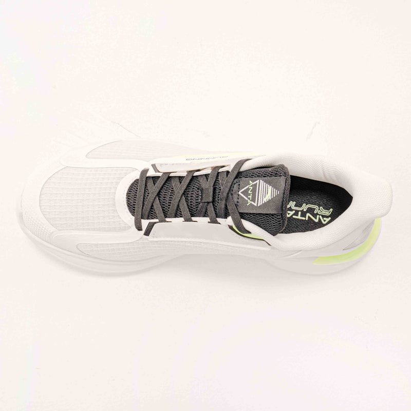RUNNING SHOES