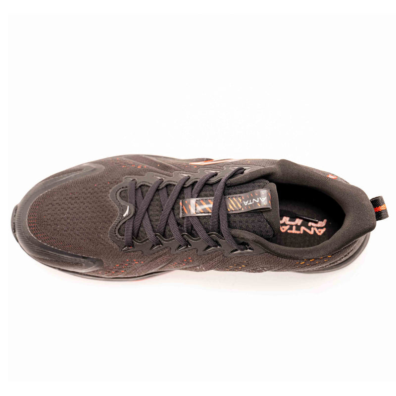 RUNNING SHOES