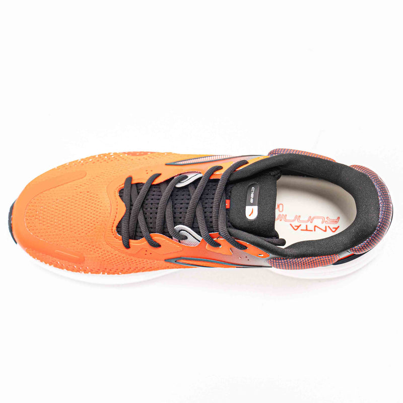 RUNNING SHOES