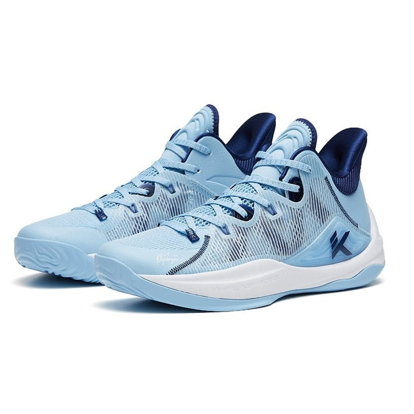 BASKETBALL SHOES