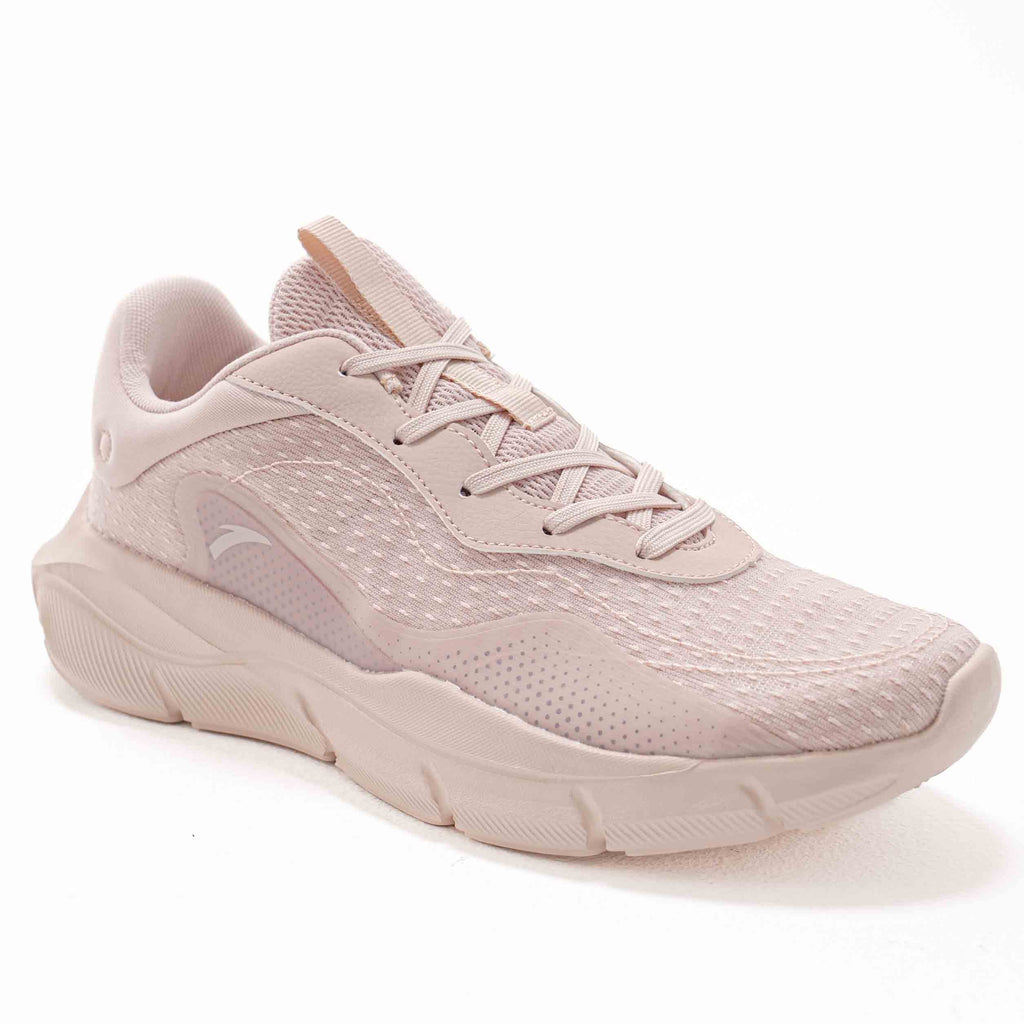 CROSS-TRAINING SHOES